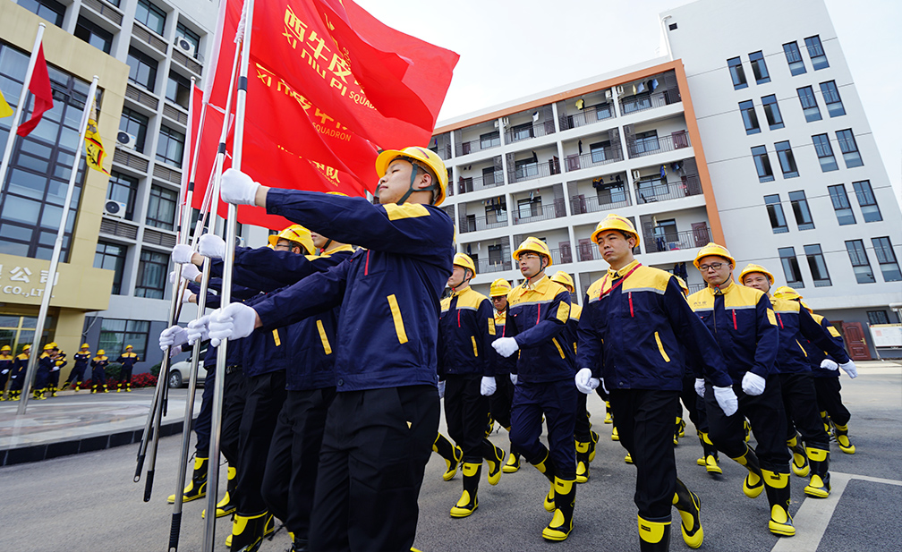 培养执行力和责任心、规范举止树立形象、明确职责管理高效